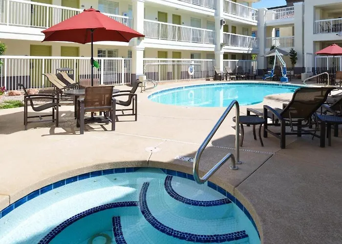 Baymont Inn & Suites By Wyndham Tempe University/Phoenix 3* Tempe